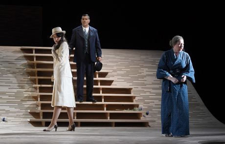 madame butterfly opera de lorraine copie